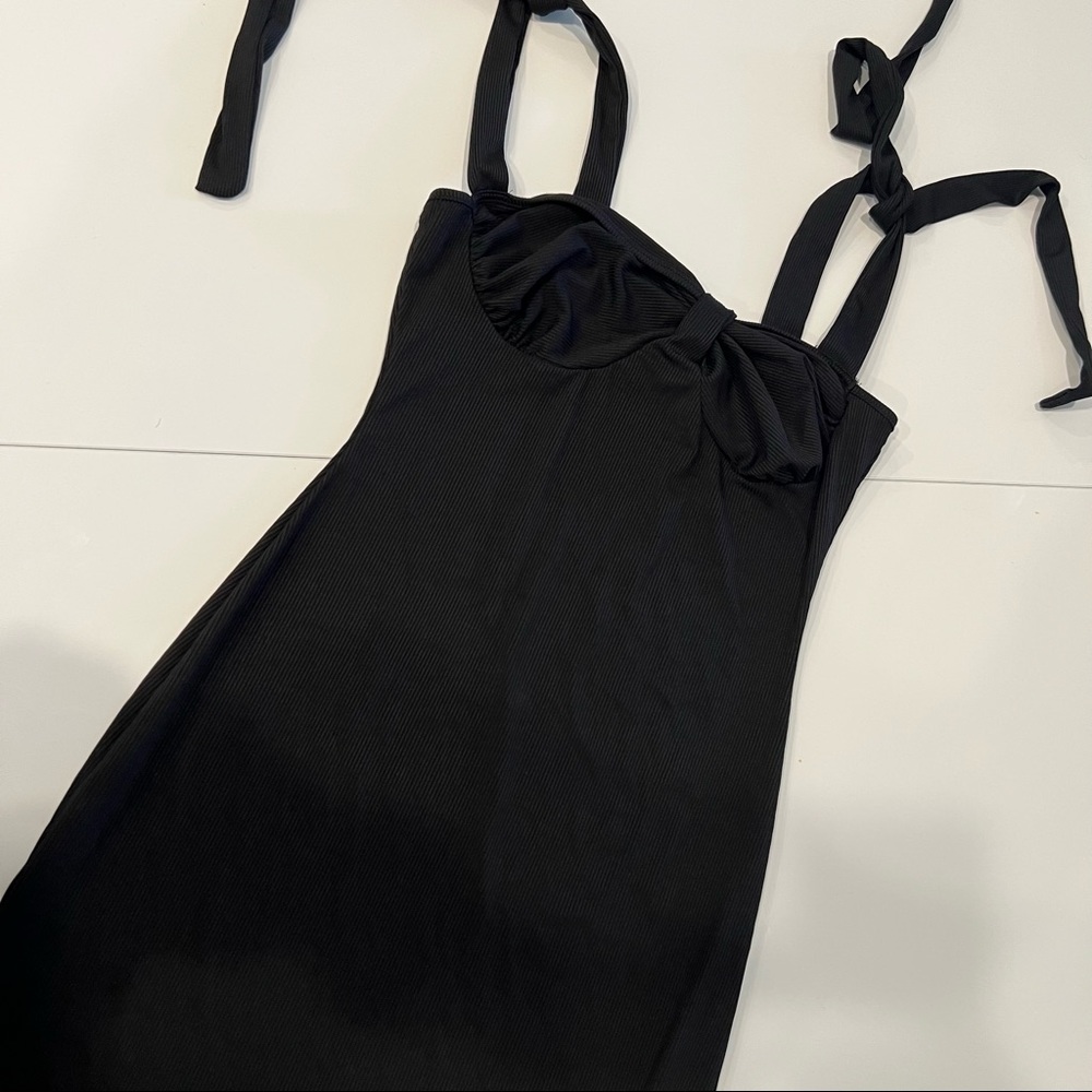 Body con dress - Picture 1 of 2